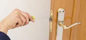 Affordable Locksmith Services South Amboy, NJ 732-898-6604 Affordable Locksmith Services South Amboy, NJ 732-898-6604 - trunk-unlock-01